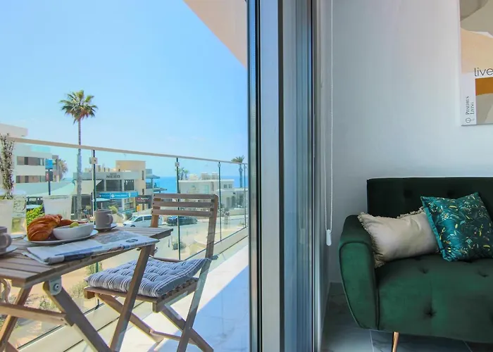 Phaedrus Living Seaside Luxury Flat Athina 21